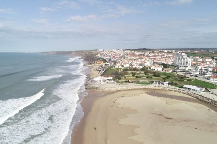 AREIA BRANCA MAR LOURINHÃ